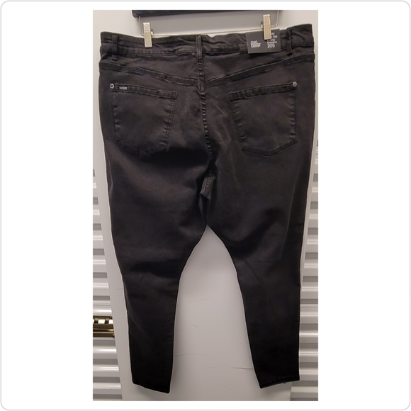 Distressed knee skinny jeans - Picture 4 of 7